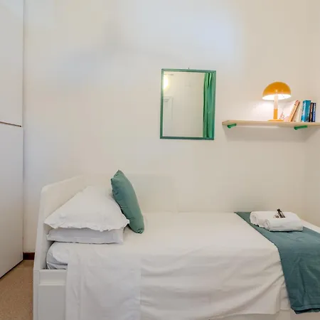 Con Giardino A Pochi Passi Dalla Holiday home