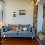 Con Giardino A Pochi Passi Dalla