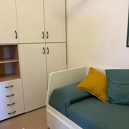 Con Giardino A Pochi Passi Dalla *
