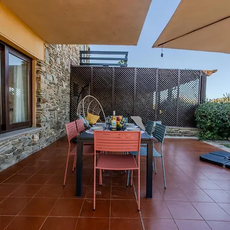 Con Giardino A Pochi Passi Dalla Casa de Férias