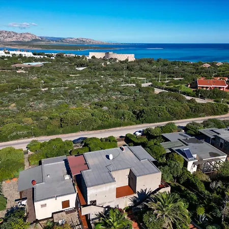 Con Giardino A Pochi Passi Dalla