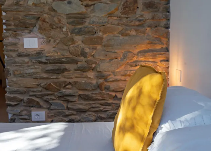 Con Giardino A Pochi Passi Dalla *