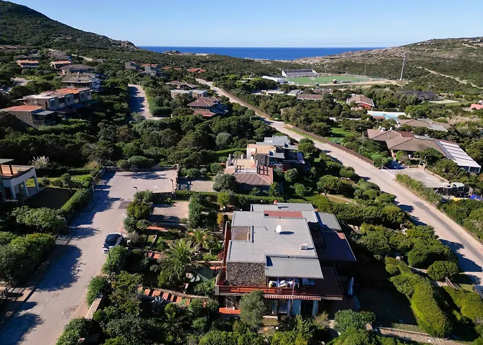 Con Giardino A Pochi Passi Dalla Vakantiehuis Stintino